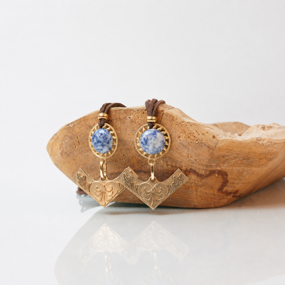 Bochica Black Cord Antiek gold | Blue-White Glass Stone